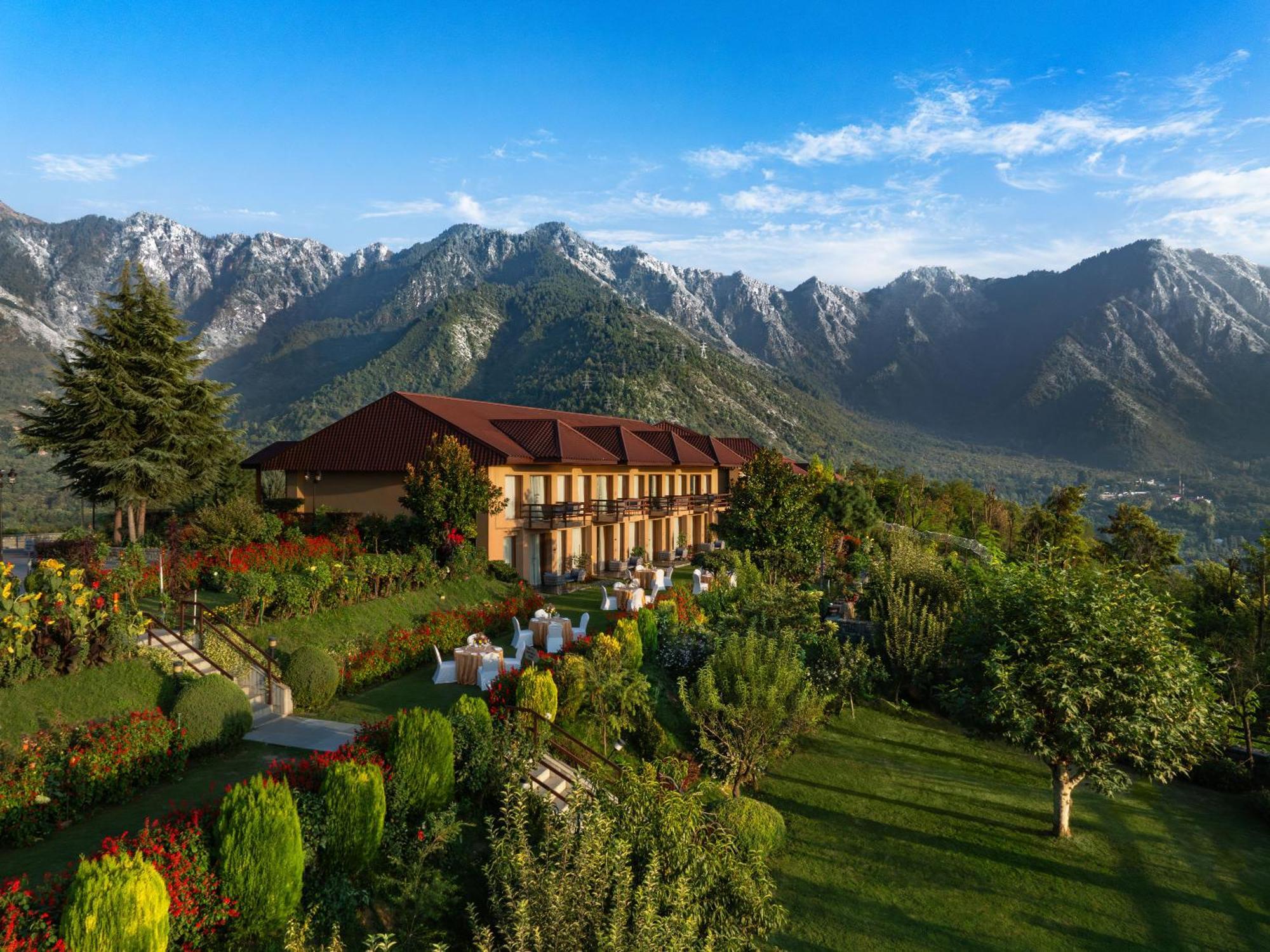 Hotel Taj Dal View Srinagar Extérieur photo